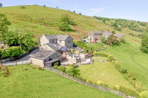 4 bed property, in Lench Fold Clough, £800,000
