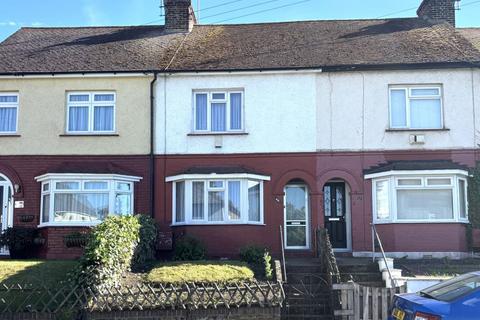 2 bed property, in 44 Lower Higham Road, £140,000