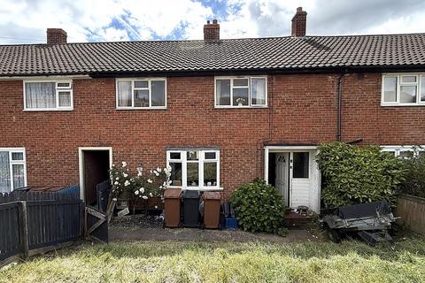 4 bed property, in Sherwood Drive, £189,950
