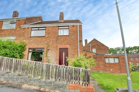 3 bed property, in Taylor Avenue, £90,000
