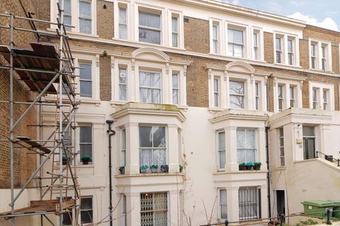 3 bed property, in a Brunswick Park, £549,000