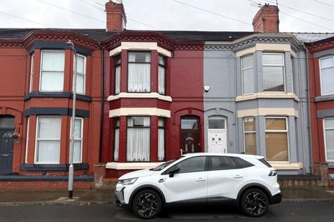 3 bed property, in 12 Sulby Avenue, £75,000