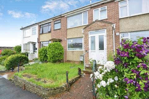 3 bed property, in Milverton Gardens, £495,000