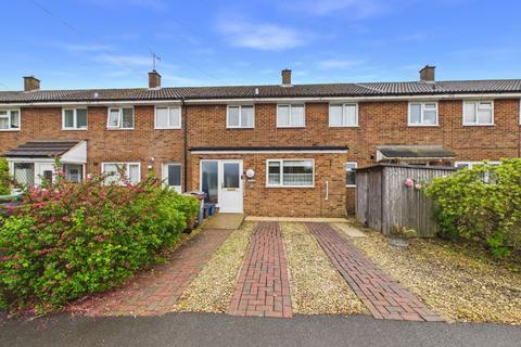 3 bed property, in Elder Way, £350,000