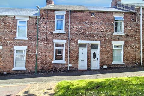 2 bed property, in Parliament Street, £70,000
