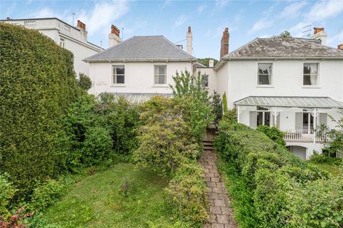 7 bed property, in St. Leonards Road, £1,000,000