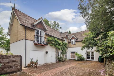 4 bed property, in Broadwater Down, £1,000,000