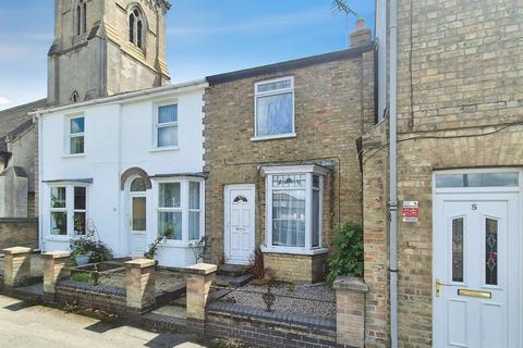 3 bed property, in High Street, £175,000