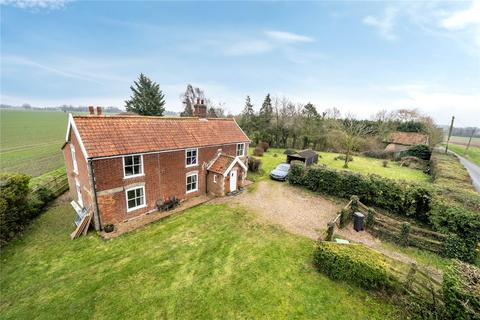 4 bed property, in Mill Road, £550,000