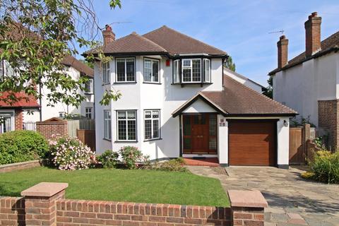 3 bed property, in Highfield Drive, £1,100,000