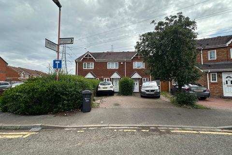 2 bed property, in Sovereign Road, £350,000