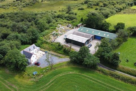 4 bed property, in Trelech, £650,000
