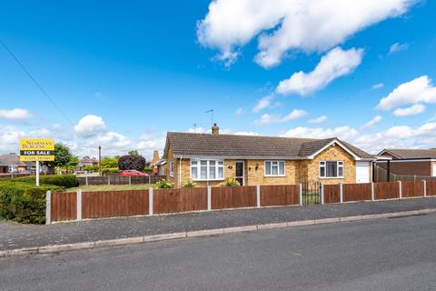 3 bed property, in Woodville Gardens West, £229,950