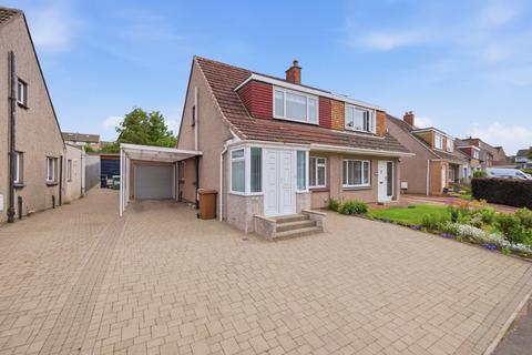 3 bed property, in 62 Weavers' Knowe Crescent, £325,000