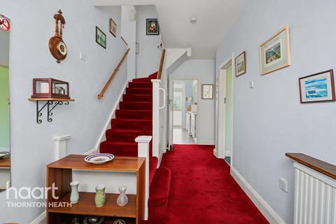 4 bed property, in Maryland Road, £675,000