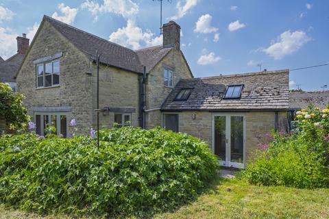 3 bed property, in London Road, £550,000