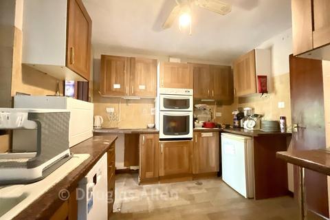 3 bed property, in Branksome Avenue, £450,000