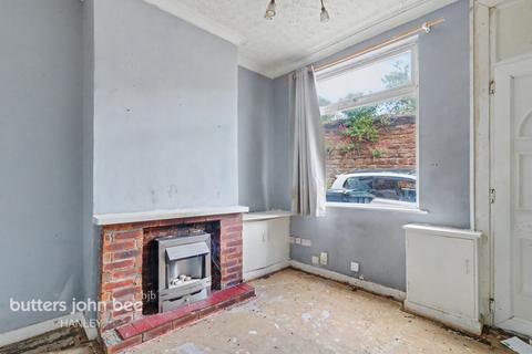 2 bed property, in Stoke-On-Trent ST4 7, £60,000