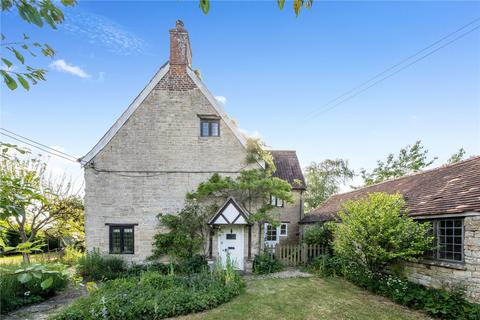 4 bed property, in Pleck, £575,000