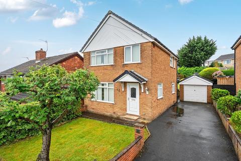 3 bed property, in Meadow Drive, £300,000
