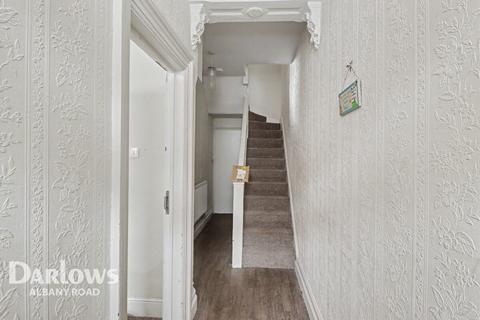 4 bed property, in Whitchurch Place, £315,000