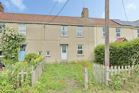 3 bed property, in Whitlingham Lane, £245,000