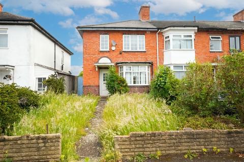 3 bed property, in Mayfield Road, £230,000