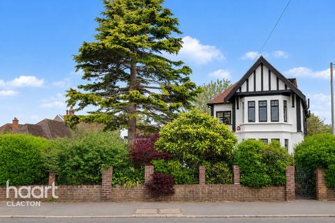 6 bed property, in Holland Road, £475,000