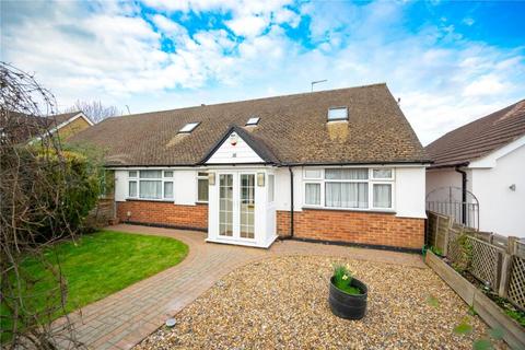 4 bed property, in The Mall, £800,000