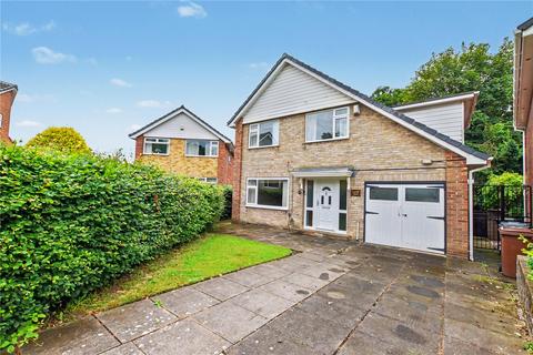 4 bed property, in Woodlands, £375,000