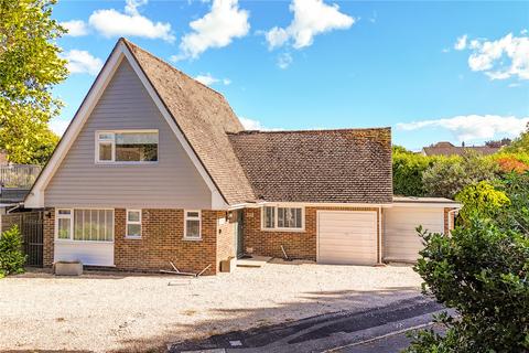 3 bed property, in Seafield Close, £749,950