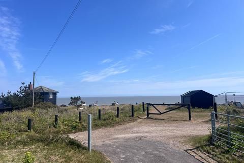 2 bed property, in Sizewell Gap, £200,000