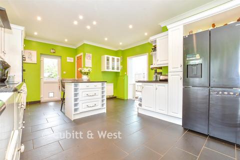 4 bed property, in Shripney Road, £750,000
