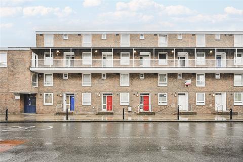 1 bed property, in Hornsey Road, £425,000