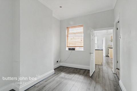 2 bed property, in Stoke-On-Trent ST1 6, £81,000