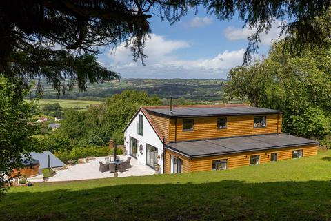 5 bed property, in Ham Link, £1,250,000