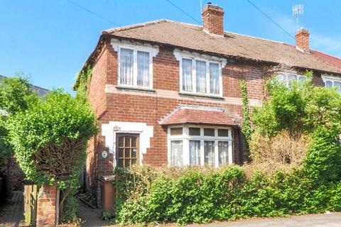 3 bed property, in 4(A) Cheltenham Street, £60,000