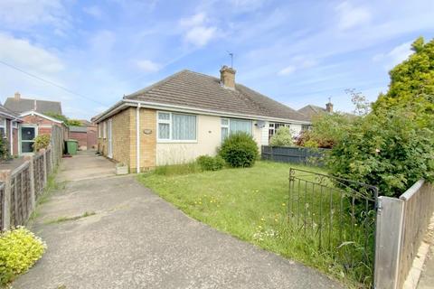 2 bed property, in Worlaby Road, £150,000