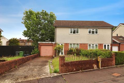2 bed property, in Orchard Park, £180,000
