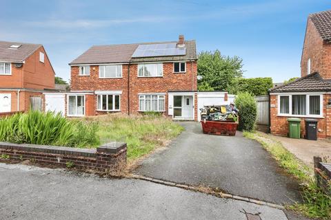 3 bed property, in Marcliff Crescent, £250,000