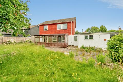 3 bed property, in Tushmore Lane, £615,000