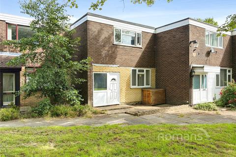 2 bed property, in Chaucer Road, £300,000