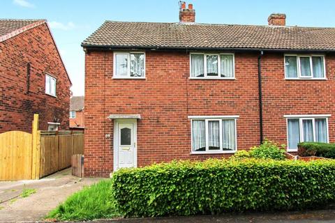 3 bed property, in 32 Warren Road, £30,000