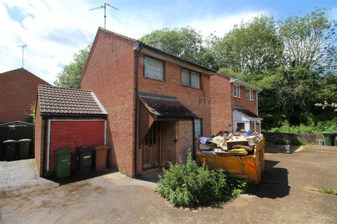 3 bed property, in Hedgelands, £160,000