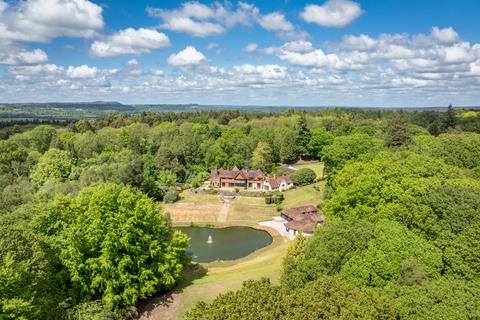 10 bed property, in Durford Wood, £3,250,000
