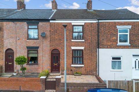 3 bed property, in Mill Street, £225,000