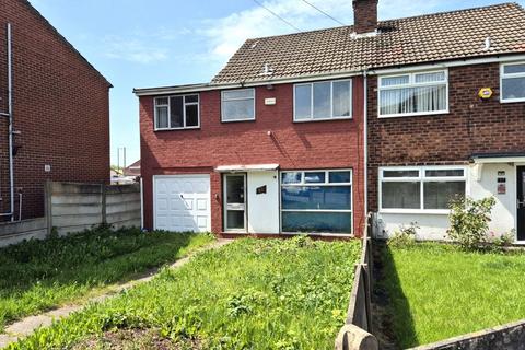 4 bed property, in 45 Taylor Lane, £130,000