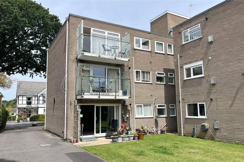 3 bed property, in Andree Court, £270,000