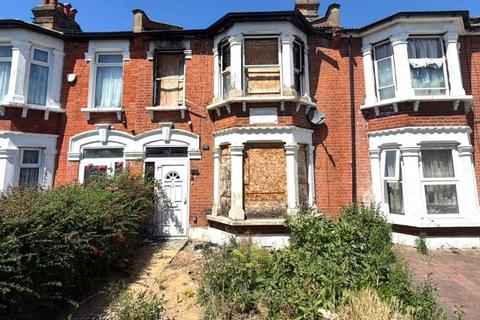 3 bed property, in 169 Windsor Road, £250,000