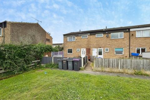 3 bed property, in Park Springs Road, £105,000